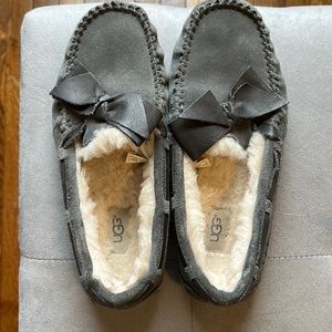 Gray Ugg moccasins